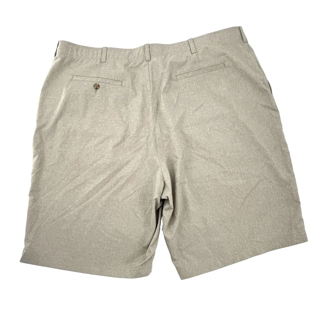 Ben Hogan Men's Golf Shorts 44 Beige Activewear Flat Front Stretch Preppy‎ Chino